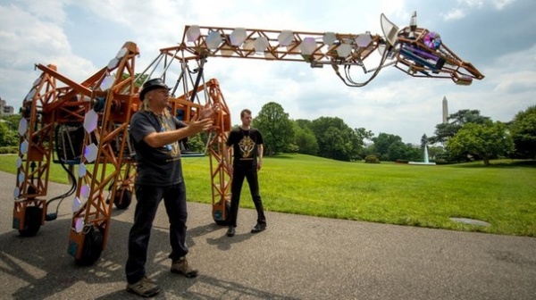 Maker Faire: Pancake Printers, an Electric Giraffe and So Much More