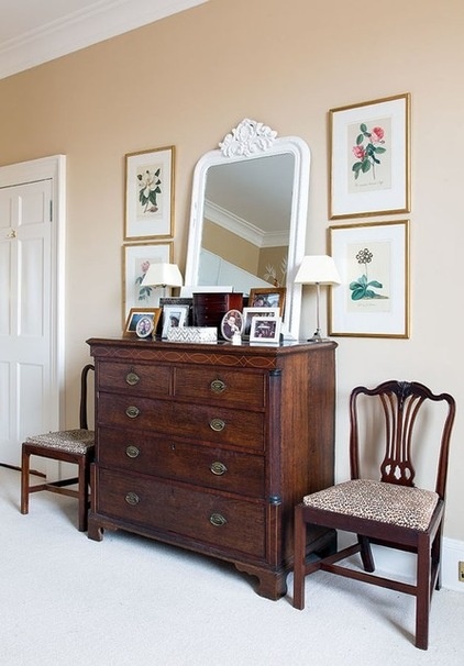 Bedroom by Jessica Buckley Interiors