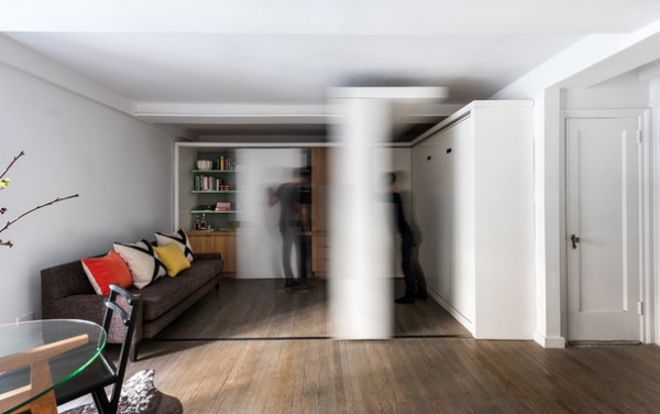 Houzz Tour: Watch a Sliding Wall Turn a Living Space Into 5 Rooms