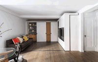 Houzz Tour: Watch a Sliding Wall Turn a Living Space Into 5 Rooms