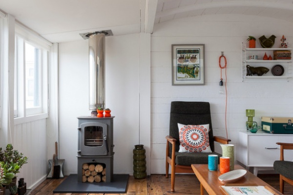 Houzz Tour: Former Train Car Now a Cozy Beach Home