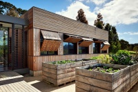 Houzz Tour: A Supersize Playhouse Among the Vineyards