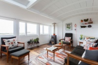 Houzz Tour: Former Train Car Now a Cozy Beach Home