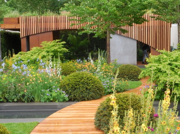 Farmhouse Landscape Chelsea Flower Show 2015 - The Homebase Urban Retreat Garden