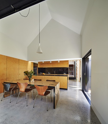 Contemporary Kitchen by Andrew Maynard Architects