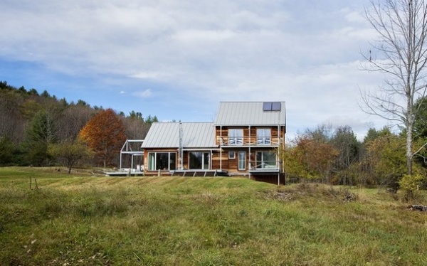 Houzz Tour: Passive House in Vermont Slashes Heating Bills