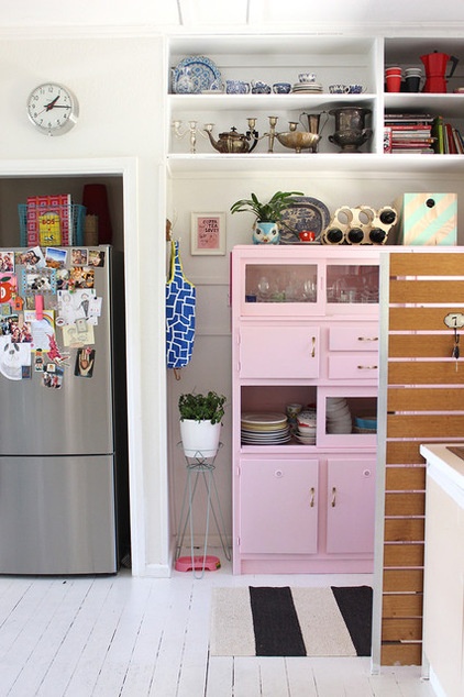 Colorful Ways to Make Over Your Kitchen Cabinetry