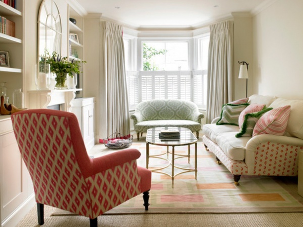 How to Mix and Match Your Sofas and Chairs