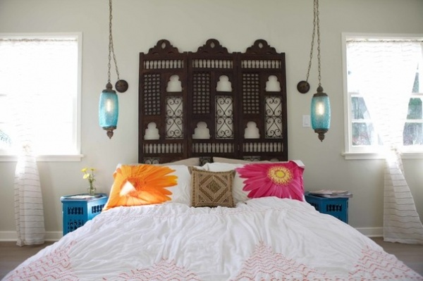 Mediterranean Bedroom by Design Vidal