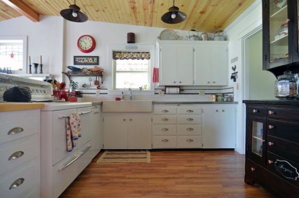 Farmhouse Kitchen by Sarah Greenman