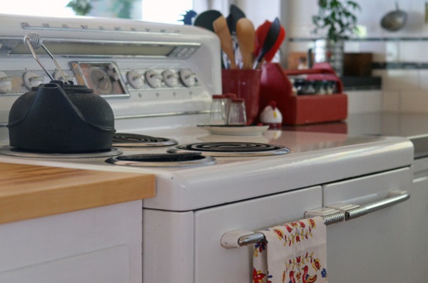 Kitchen of the Week: Classic White Farmhouse Style Restored