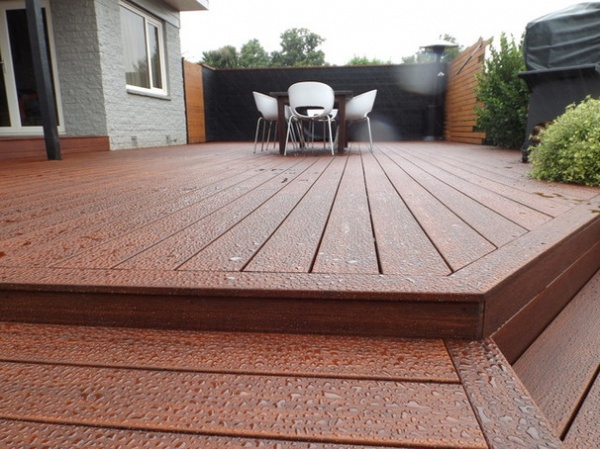 Should You Use Composite Timber in Your Landscape?