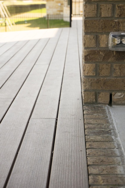 Should You Use Composite Timber in Your Landscape?