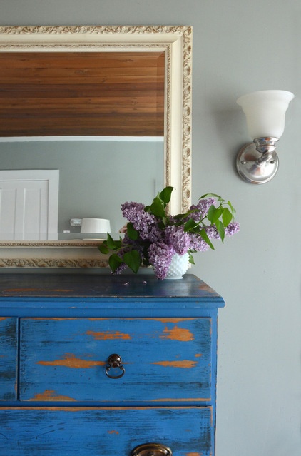 Farmhouse Bedroom by Faith Towers Media