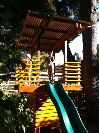 Patio Details: Awning-Covered Patio and Playhouse for a Shared Property