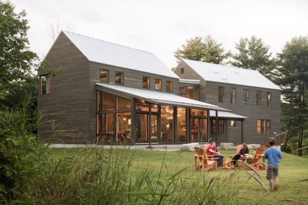 Houzz Tour: Family Reimagines the New England Farmhouse