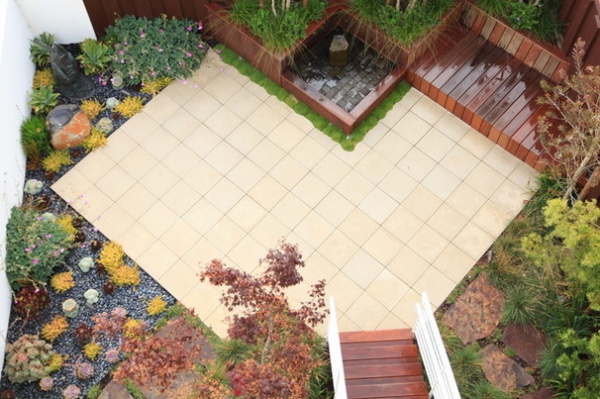 Precast Concrete Pavers Make a Versatile Surface in the Garden