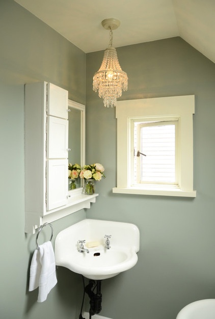 Victorian Bathroom by Jane Vorbrodt