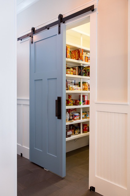 9 Questions to Ask When Planning a Kitchen Pantry