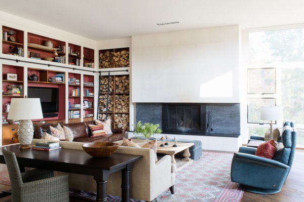 Houzz Tour: Contemporary Canadian Lake House Warms and Welcomes