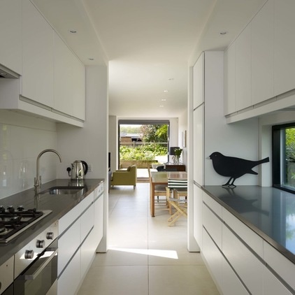 Contemporary Kitchen by Stephen Turvil Architects