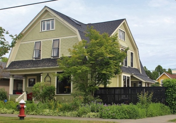 My Houzz: 1903 Victorian Displays Adventurous DIY Style