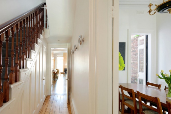 Traditional Hall by Nic Owen Architects