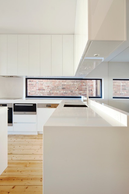 Modern Kitchen by Nic Owen Architects