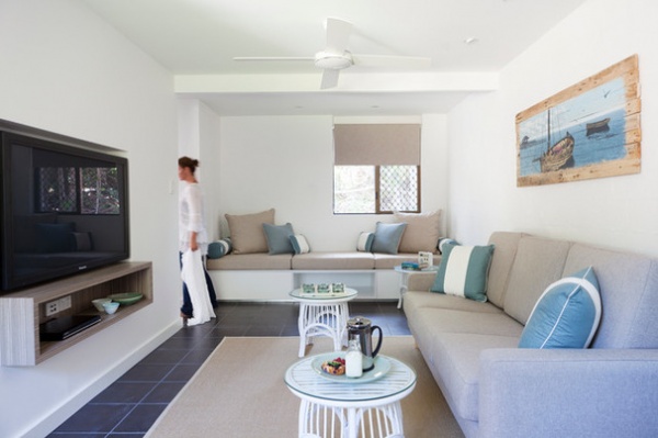 10 Small-Space Tips From Beach Cottages