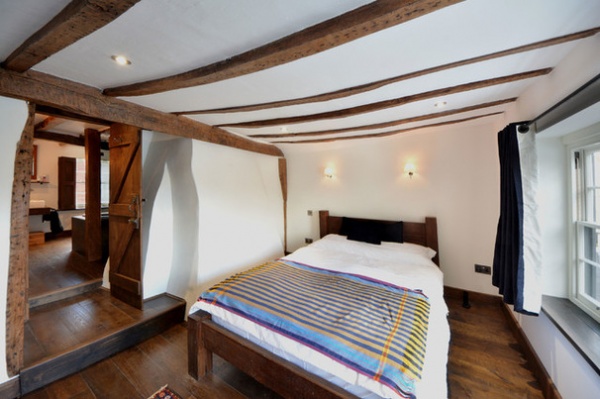 Rustic Bedroom by MillChris Developments Ltd