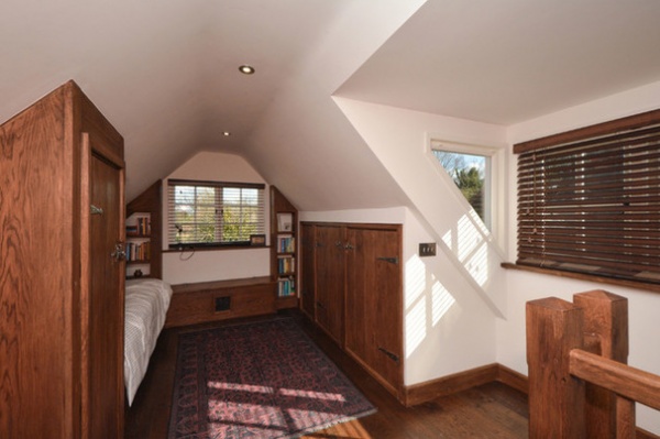 Rustic Bedroom by MillChris Developments Ltd