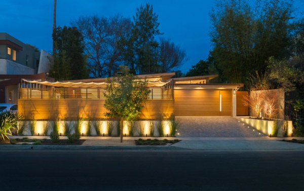 Contemporary Exterior by Kurt Krueger Architect