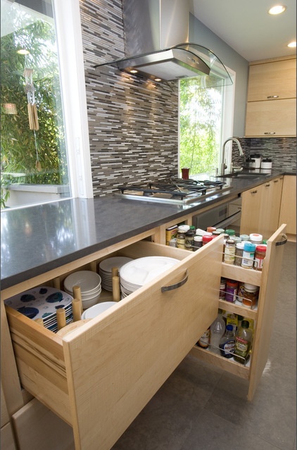 Contemporary Kitchen by Pacific Northwest Cabinetry