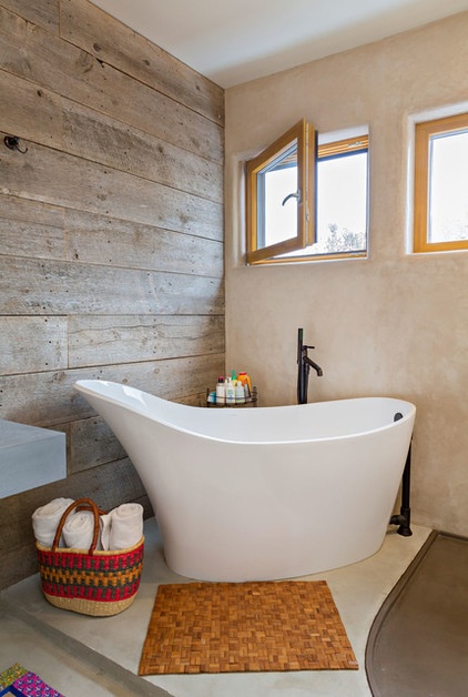 15 Refreshing Ideas for a Bathroom Makeover