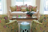 Fabric Focus: Bridge Traditional and Retro Styles With Chintz