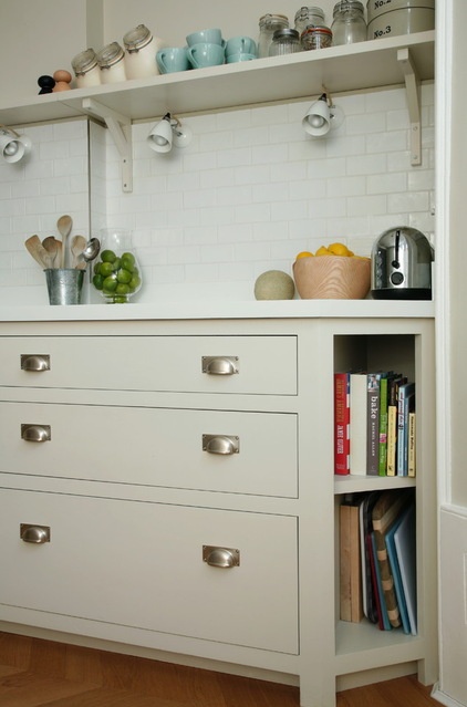 Clean Lines and Soft Colors in a South London Kitchen