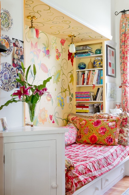 Stroke of DIY Design Genius: 14 Crazy Cool Hand-Painted Walls