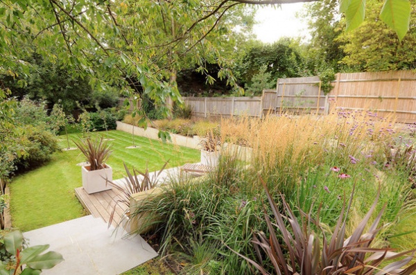 A Restful London Retreat With Naturalistic Plantings