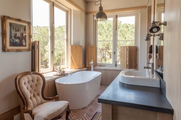 Transitional Bathroom by Wynand Wilsenach Architects