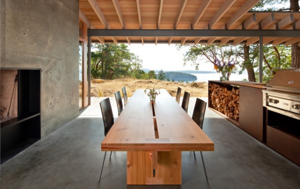 Contemporary Patio by Heliotrope Architects