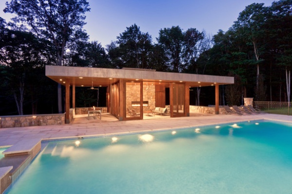 Modern Pool by Jablonski Associates