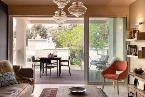 Houzz Tour: In Tel Aviv, a Warmly Modern Pied-à-Terre