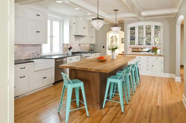 How to Get Your Kitchen Island Lighting Right