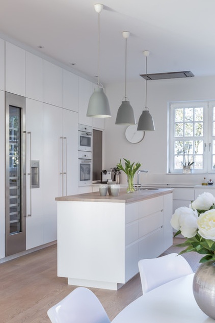 Scandinavian Kitchen by Sola Kitchens