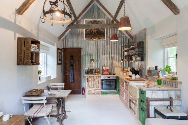 Shabby chic Kitchen by Chris Snook