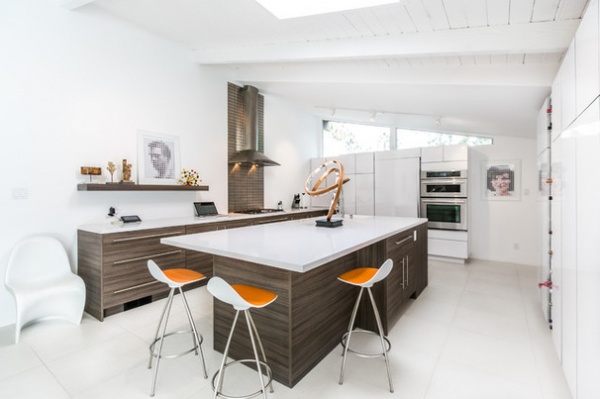 Midcentury Kitchen by Bellmont Cabinet Co.