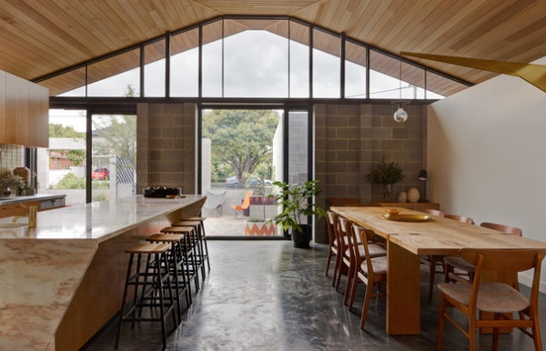 Contemporary Dining Room by MRTN Architects