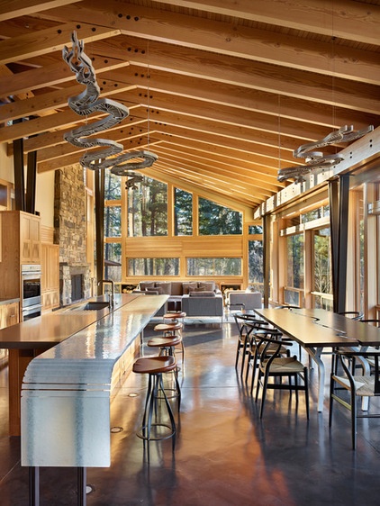 Contemporary Dining Room by FINNE Architects