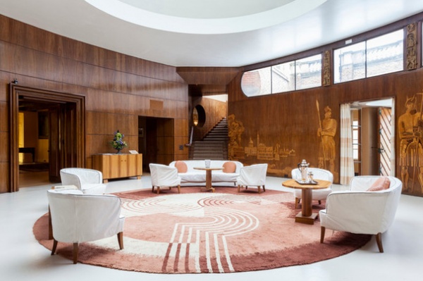 Houzz Tour: A Medieval Palace With an Art Deco Twist