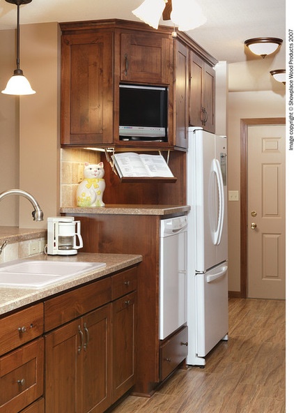 Traditional Kitchen by Showplace Wood Products